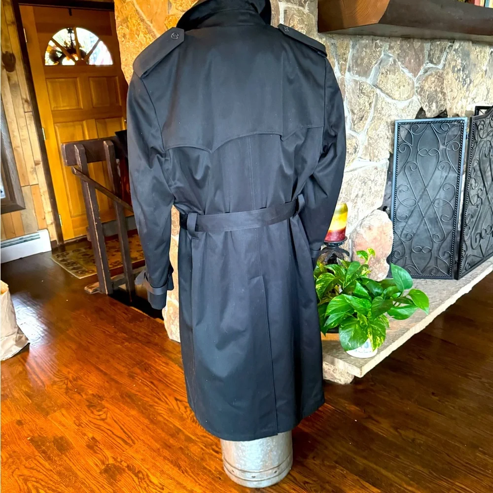 London Fog classic men’s trench EUC! - Picture 3 of 6
